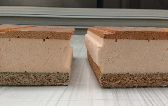 Aislamiento Térmico con Panel Sandwich uso de Fibras de Madera en Panel de Madera Friso Abeto