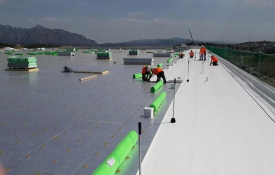 Instalación Láminas Impermeabilizantes TPO Instalación Láminas Impermeabilizantes TPO